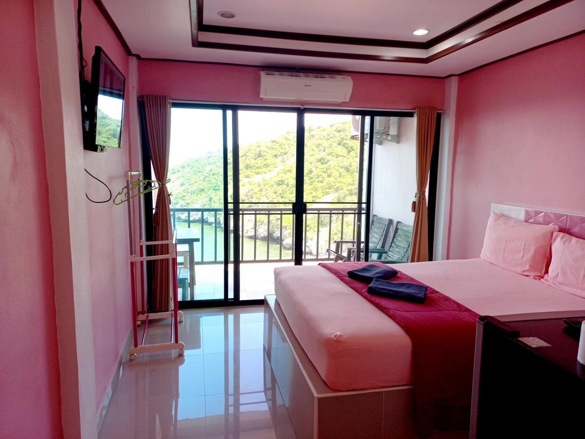 Ocean View Resort - Koh Sichang Экстерьер фото