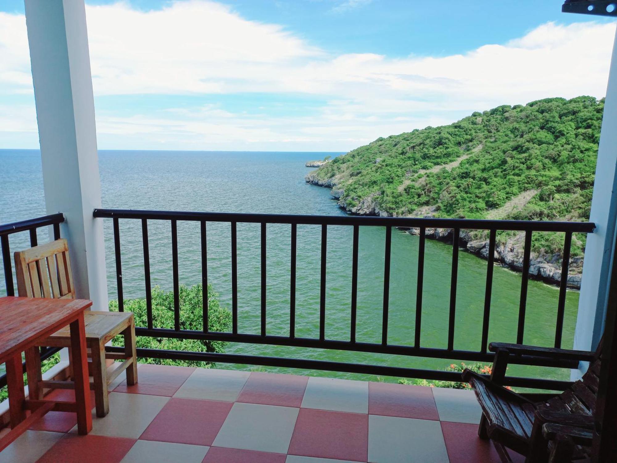 Ocean View Resort - Koh Sichang Экстерьер фото