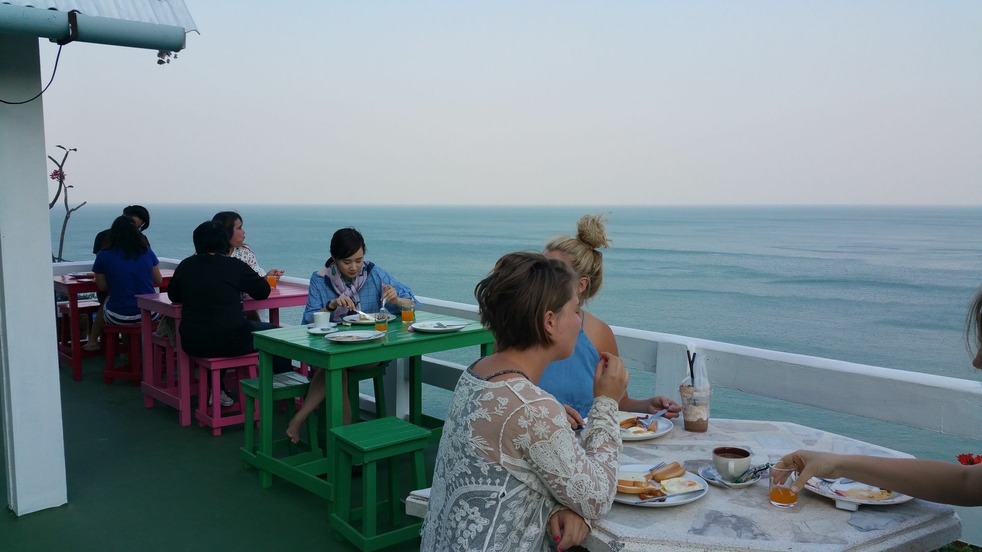 Ocean View Resort - Koh Sichang Экстерьер фото