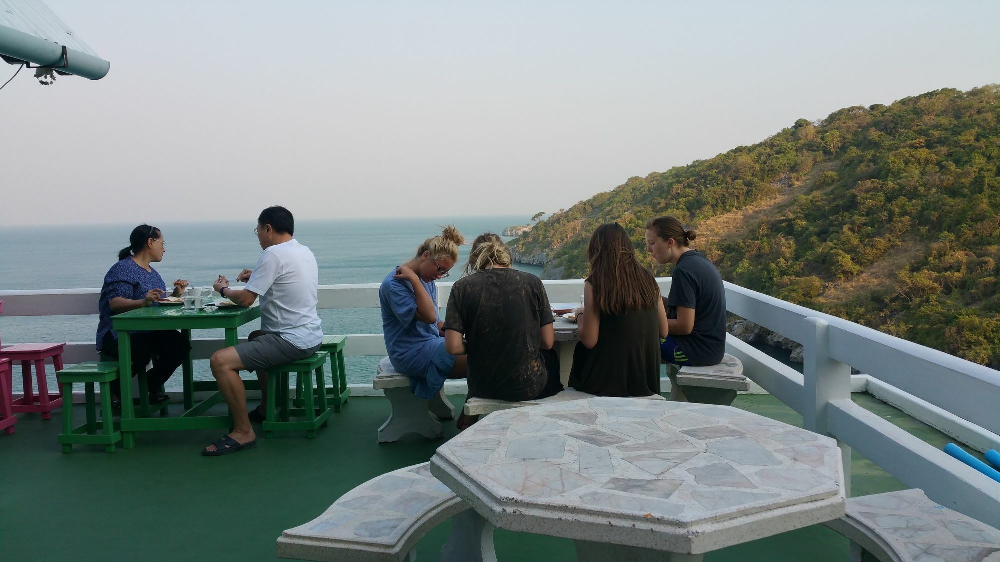 Ocean View Resort - Koh Sichang Экстерьер фото